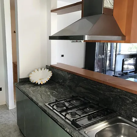 Apartment Dora *